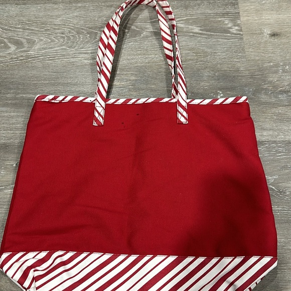 Disney Parks ‘Tis The Season Holiday Tote Bag Mickey Mouse 2020. - Picture 8 of 15